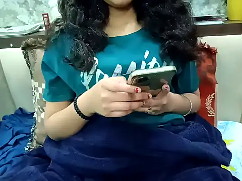 Snapshot of GoldnessAishu chatting on December 2024 05:40:02 PM GoldnessAishu online show from December 2024 05:40:02 PM