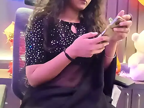 Snapshot of GoldnessAishu chatting on January 2025 07:08:01 PM GoldnessAishu online show from January 2025 07:08:01 PM