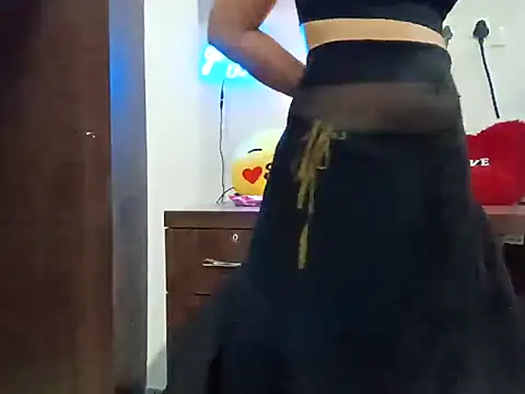 Snapshot of GoldnessAishu chatting on March 2025 05:28:02 PM GoldnessAishu online show from March 2025 05:28:02 PM