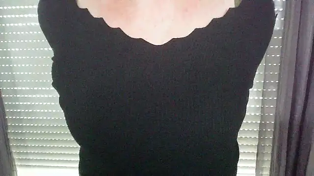 Snapshot of Raptor82 chatting on September 2025 12:29:01 PM Raptor82 online show from September 2025 12:29:01 PM