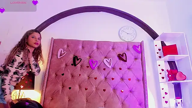 LadyAvalon online show from February 2025 07:48:02 PM