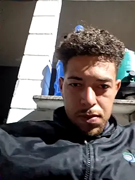 Snapshot of angelobbvvvbuv chatting on November 2025 05:41:02 AM angelobbvvvbuv online show from November 2025 05:41:02 AM