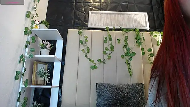 Mia Rinn online show from February 2025 05:27:01 PM