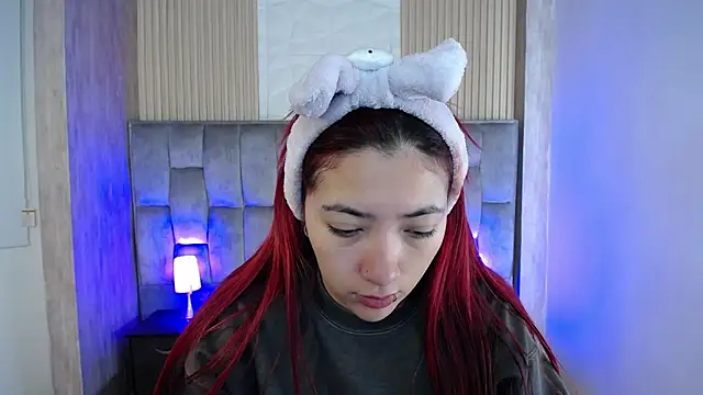 Mia Rinn online show from September 2025 01:11:02 PM