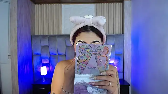 Mia Rinn online show from October 2025 03:02:02 PM