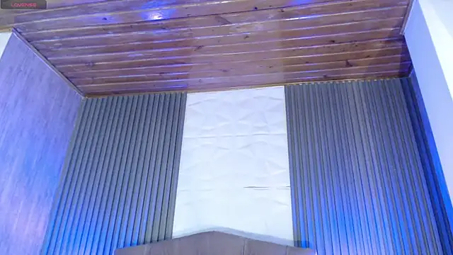 Mia Rinn online show from December 2025 07:53:02 PM