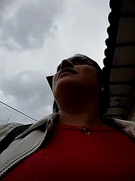 Snapshot of Lesly_10- chatting on March 2026 05:47:01 PM Lesly 10- online show from March 2026 05:47:01 PM