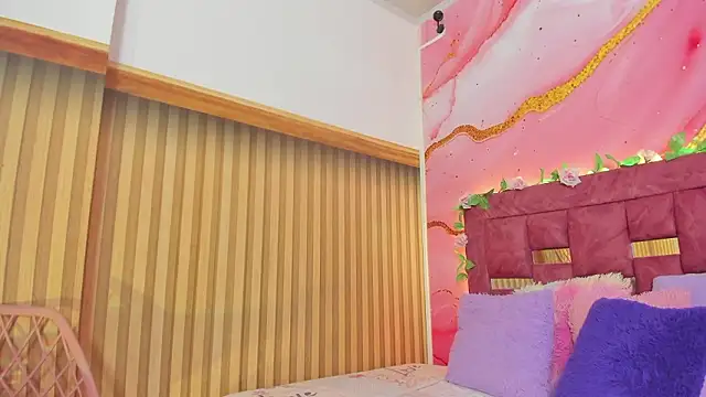 melody paris online show from March 2026 10:51:01 AM