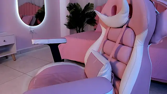 Brianna bigboobs online show from March 2025 02:26:02 PM