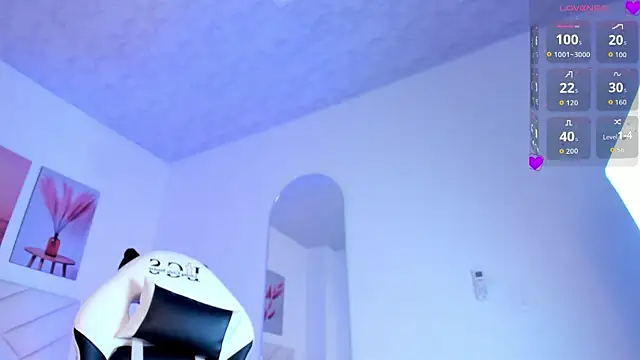 Snapshot of Brianna_bigboobs chatting on April 2026 11:43:01 AM Brianna bigboobs online show from April 2026 11:43:01 AM