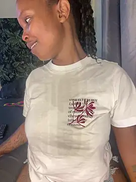 InkLady444 online show from December 2024 07:10:01 PM