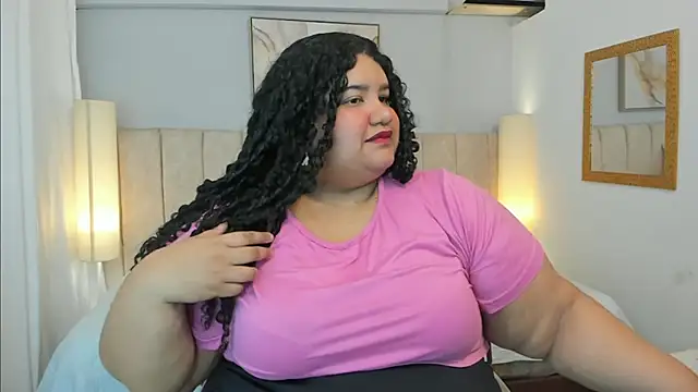 Miley Collins online show from December 2025 12:34:02 PM