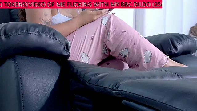 latinfeet-qos online show from July 2026 03:09:01 AM