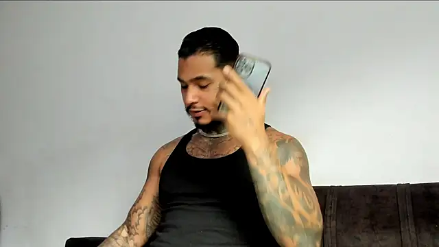 Snapshot of Exotic_tatto27121 chatting on June 2026 08:56:02 PM Exotic tatto27121 online show from June 2026 08:56:02 PM