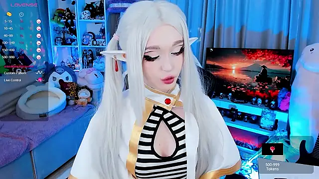 Snapshot of _Sparkland_ chatting on March 2026 07:20:02 PM Sparkland online show from March 2026 07:20:02 PM