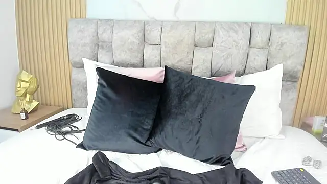 Khalifa fletcher online show from February 2025 12:58:02 AM