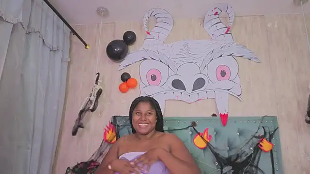 Snapshot of Alexa_roussee chatting on October 2025 12:17:02 PM Alexa roussee online show from October 2025 12:17:02 PM