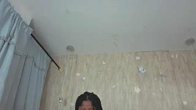 Snapshot of Alexa_roussee chatting on November 2025 01:54:02 PM Alexa roussee online show from November 2025 01:54:02 PM