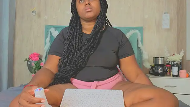 Snapshot of Alexa_roussee chatting on December 2025 10:19:01 AM Alexa roussee online show from December 2025 10:19:01 AM