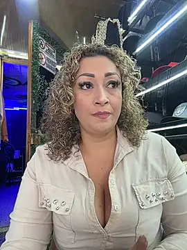 Snapshot of Katti_Barrera chatting on July 2026 08:11:02 PM Katti Barrera online show from July 2026 08:11:02 PM