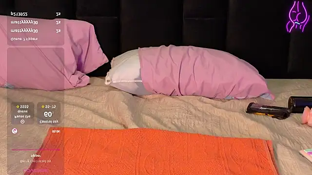 petitelittleebony online show from April 2026 07:45:01 AM