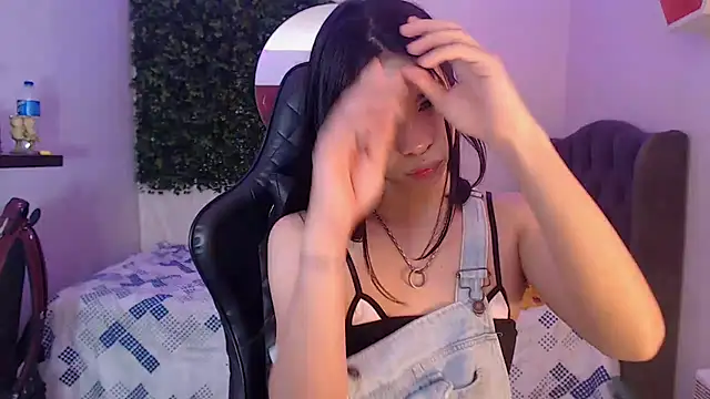 andy bell x online show from February 2025 05:18:02 AM