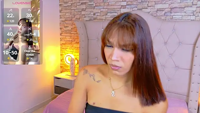 Snapshot of Sara-Smith- chatting on April 2026 11:45:02 AM Sara-Smith- online show from April 2026 11:45:02 AM