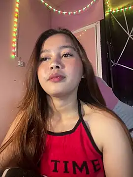Snapshot of ursweet_babygirl chatting on March 2026 03:49:02 PM ursweet babygirl online show from March 2026 03:49:02 PM