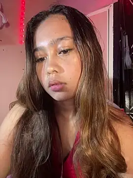 Snapshot of ursweet_babygirl chatting on March 2026 05:40:01 PM ursweet babygirl online show from March 2026 05:40:01 PM