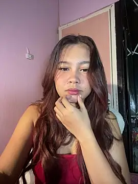 Snapshot of ursweet_babygirl chatting on April 2026 04:11:02 PM ursweet babygirl online show from April 2026 04:11:02 PM