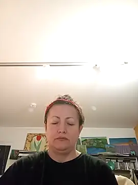 MariaAnaSunshine online show from October 2025 08:26:01 PM