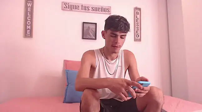 harrytomson 1 online show from December 2024 05:48:01 AM