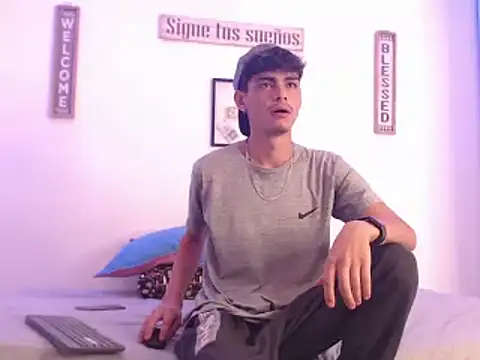 harrytomson 1 online show from December 2024 01:50:01 AM