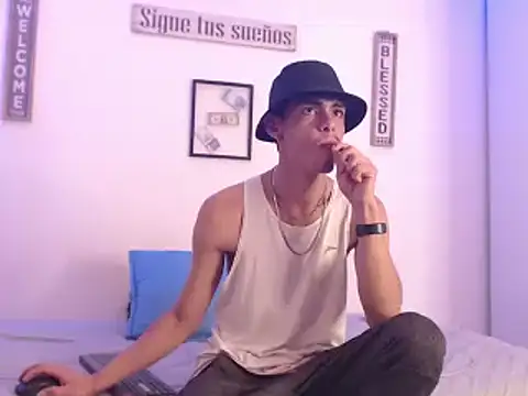 harrytomson 1 online show from December 2024 04:27:02 AM