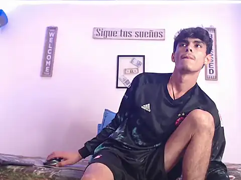 harrytomson 1 online show from January 2025 08:22:01 AM