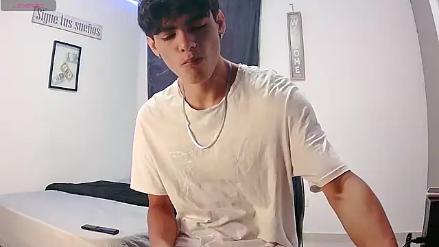 harrytomson 1 online show from October 2025 11:51:02 AM