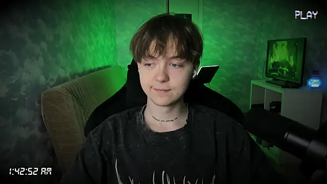 charonbaby1 online show from October 2025 10:40:02 PM