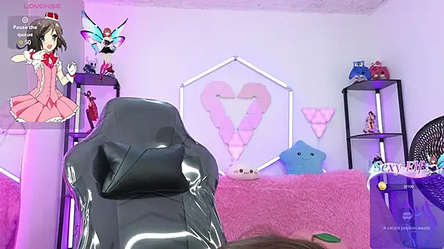 littlevixen18 online show from March 2025 02:21:02 PM