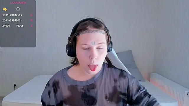 Snapshot of Spliti_moon chatting on March 2026 11:11:02 AM Spliti moon online show from March 2026 11:11:02 AM