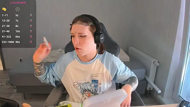 Snapshot of Spliti_moon chatting on April 2026 11:08:01 AM Spliti moon online show from April 2026 11:08:01 AM