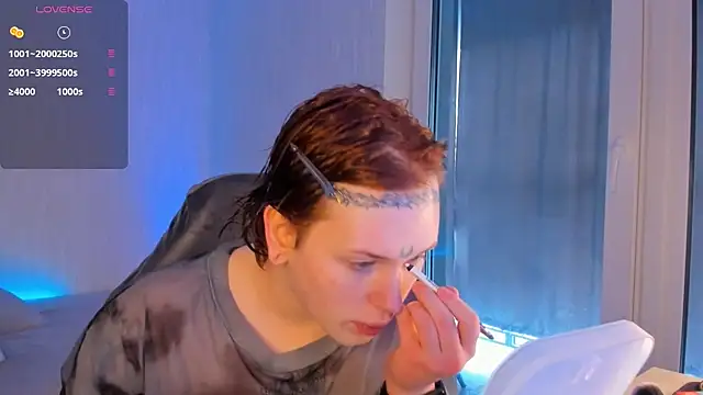 Snapshot of Spliti_moon chatting on April 2026 11:42:01 AM Spliti moon online show from April 2026 11:42:01 AM