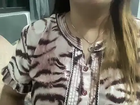 Snapshot of sassypooja chatting on November 2025 07:02:02 PM sassypooja online show from November 2025 07:02:02 PM