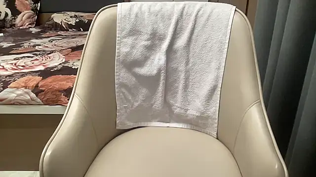 Snapshot of sassypooja chatting on April 2026 05:57:02 AM sassypooja online show from April 2026 05:57:02 AM