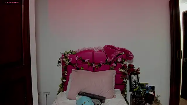 SexyNaf online show from October 2025 07:47:02 PM