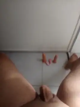 jhondivulga18 online show from April 2026 03:52:01 PM