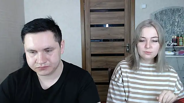 Kristy-Max online show from February 2025 04:20:01 AM