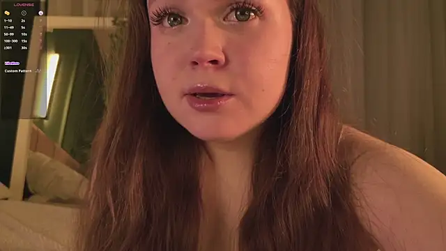 Snapshot of SunnyRisha chatting on November 2025 05:22:02 AM SunnyRisha online show from November 2025 05:22:02 AM