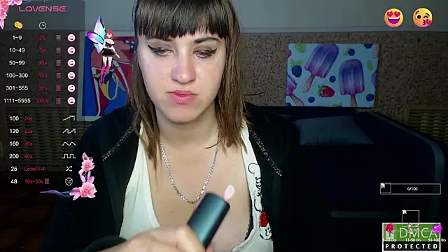 Snapshot of Amali_Ivanna_smit chatting on October 2025 05:29:01 AM Amali Ivanna smit online show from October 2025 05:29:01 AM