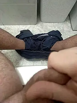 Snapshot of user_662 chatting on February 2025 05:34:02 AM user 662 online show from February 2025 05:34:02 AM