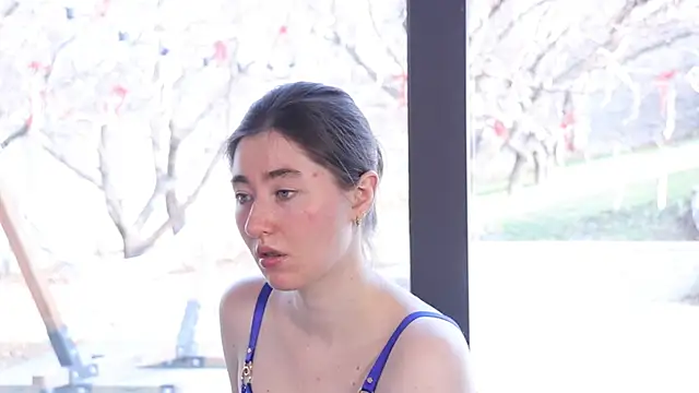 Snapshot of GentleSparkMay chatting on December 2024 09:10:01 AM GentleSparkMay online show from December 2024 09:10:01 AM